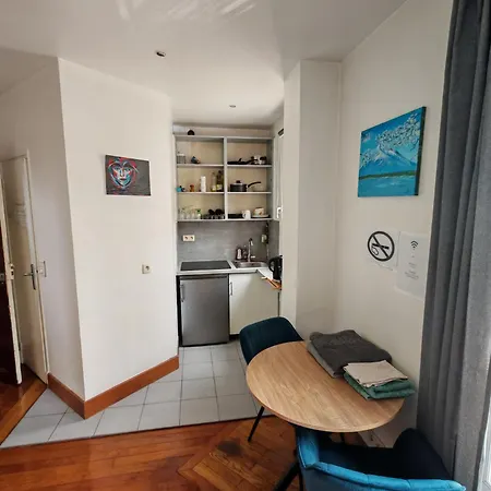 Proche Paris Appartement *