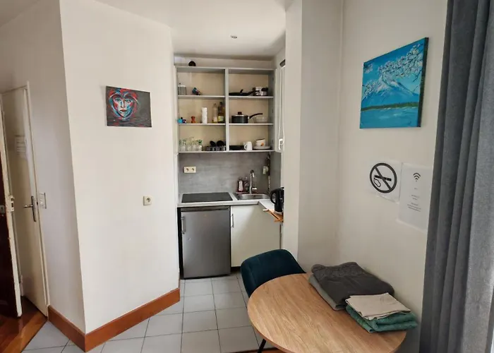 Proche Paris Apartment *